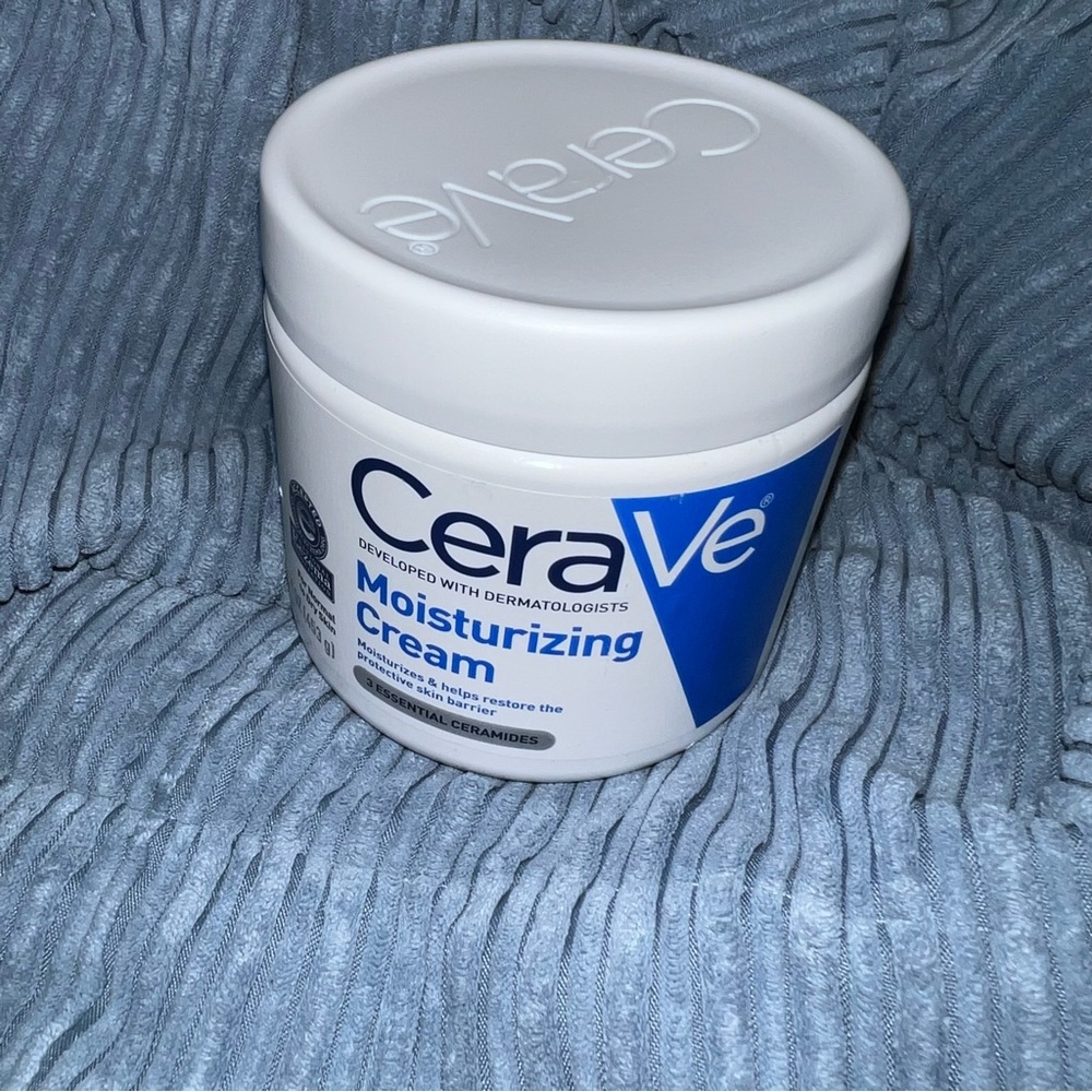 CeraVe Moisturizing Cream 16 Oz NEW